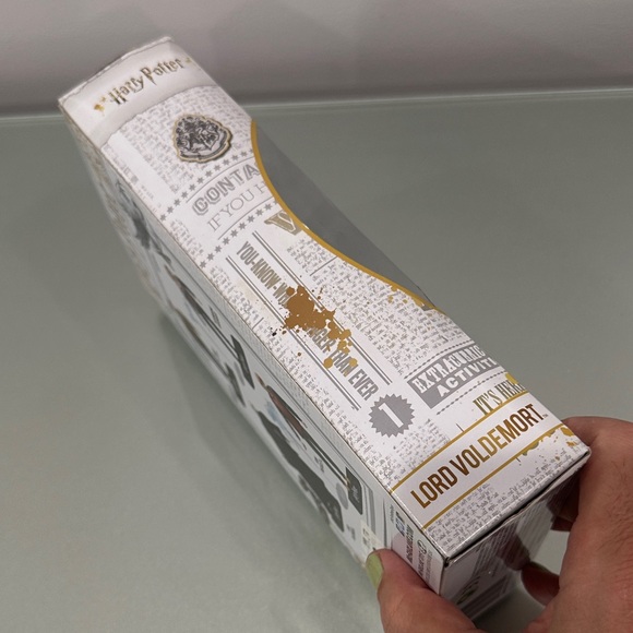 Warner Bros. Harry Potter Voldemort Figure with Snake - Picture 6 of 10